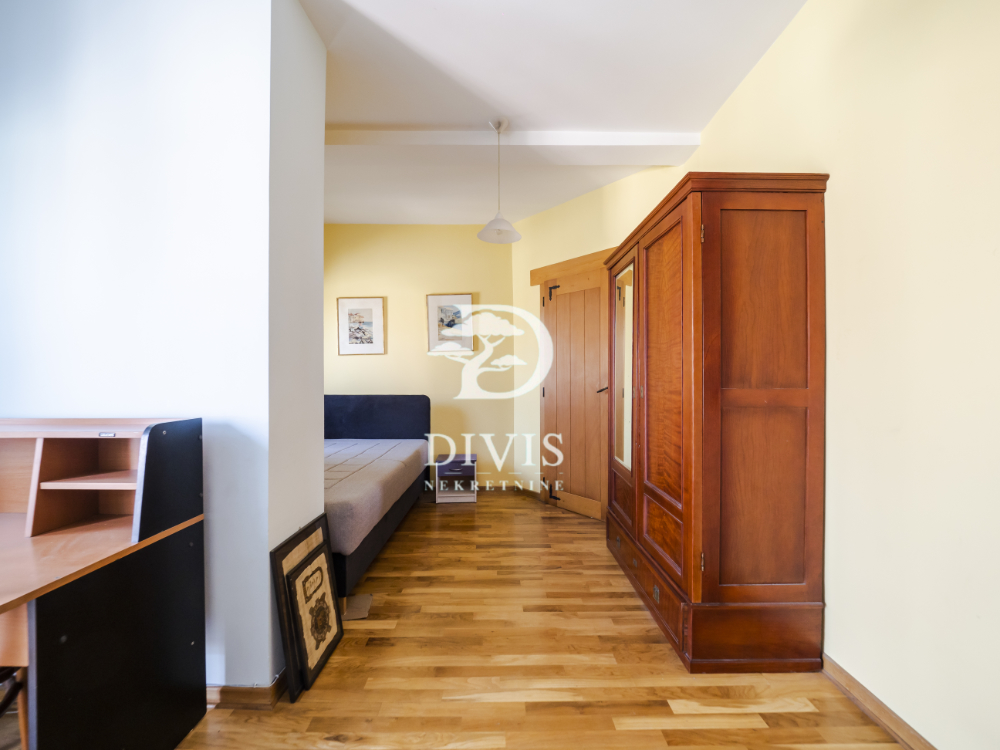 Slika 8 - Milutina Bojića , Trosoban stan na prodaju, 78m2, 315.000€